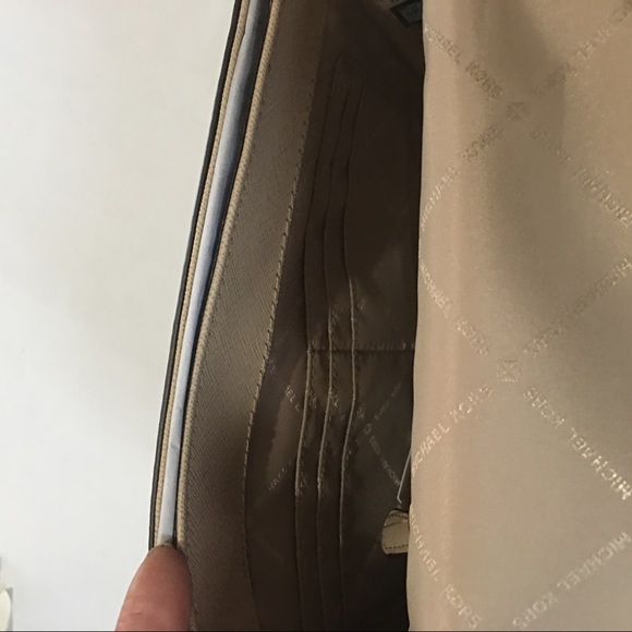 Michael Kors MD Shldr Flap Leather Purse - Picture 7 of 16